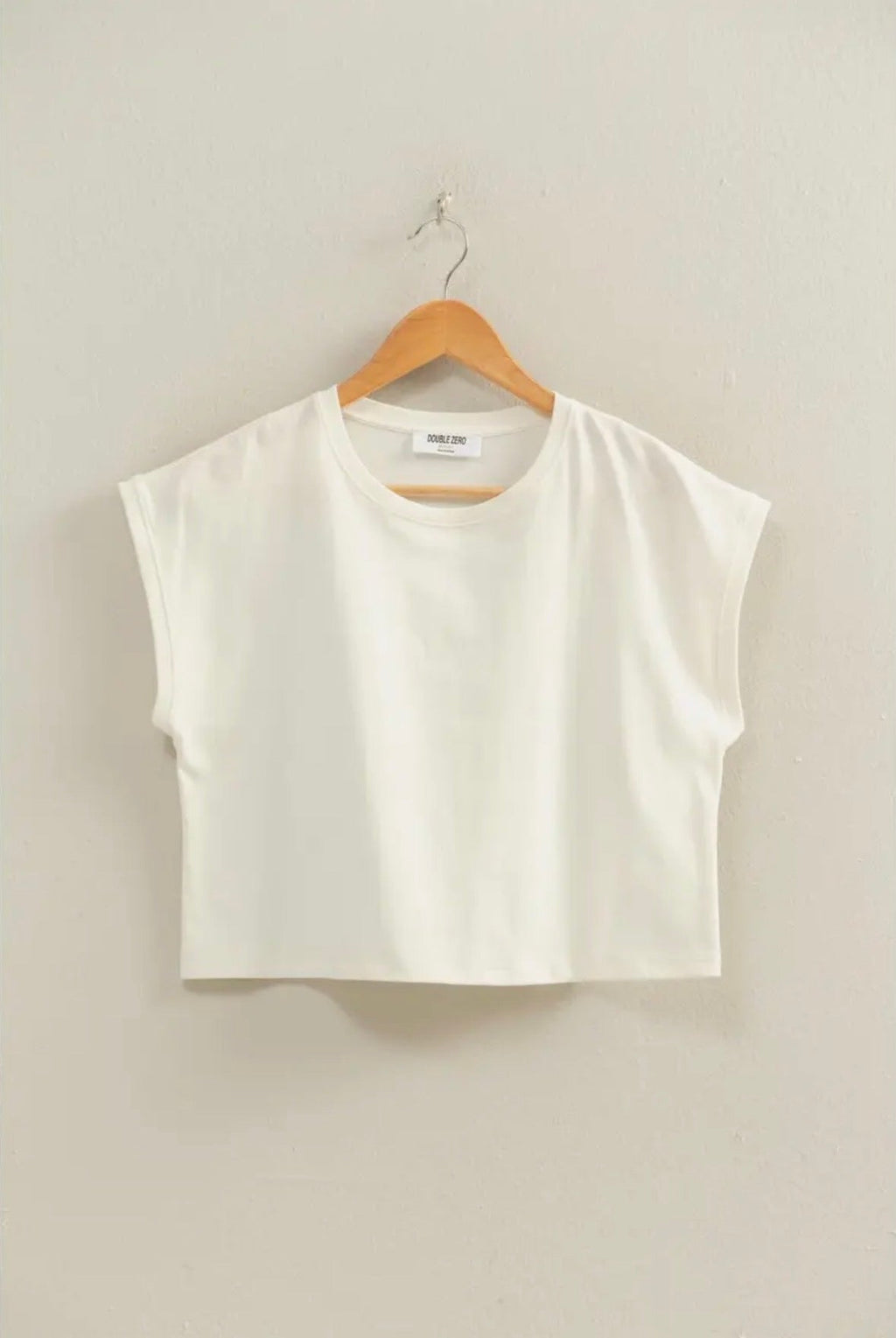 essential tee